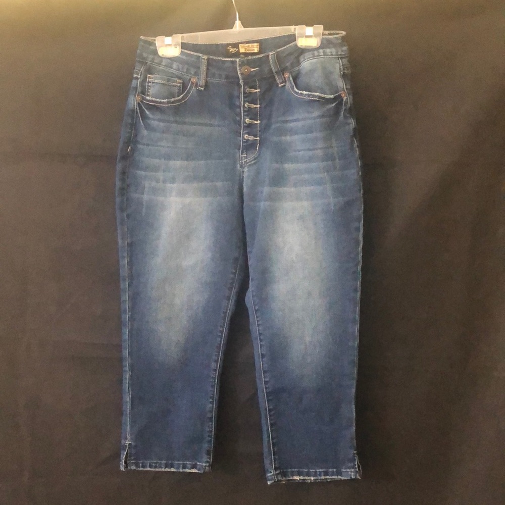 Suzanne Betro 5-pocket Button-fly Capris